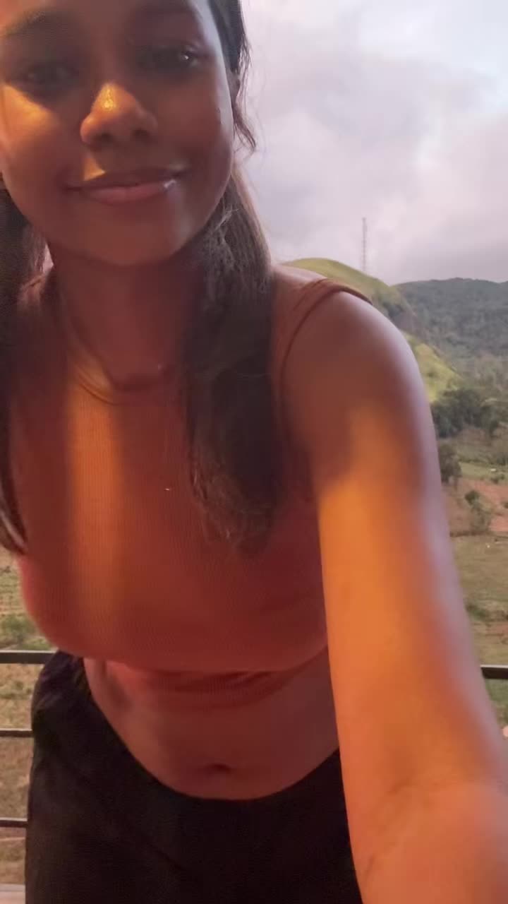 @Haseni Kariyawasam