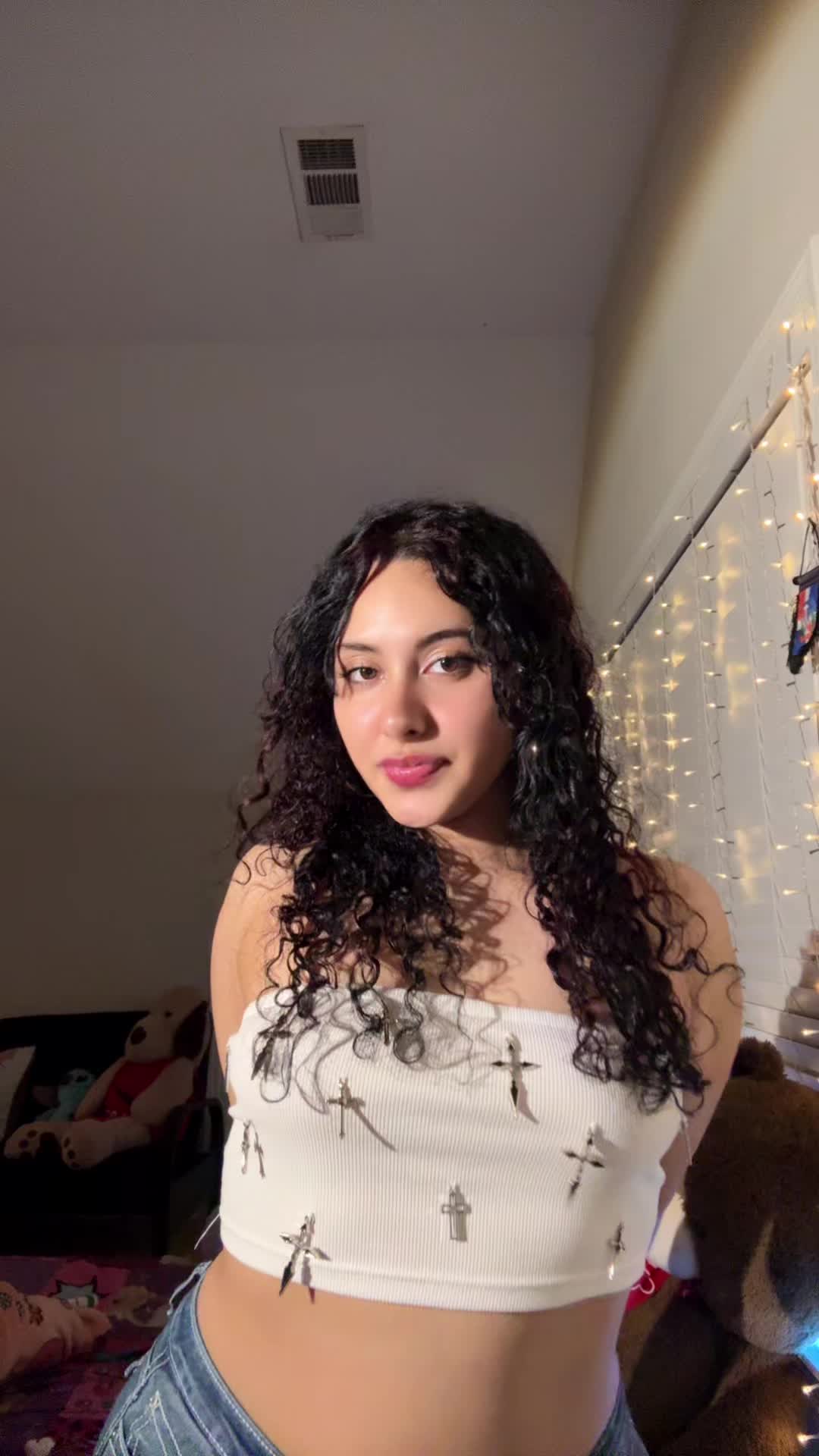 @𝐿𝑒𝓈𝓈🐷🍑
