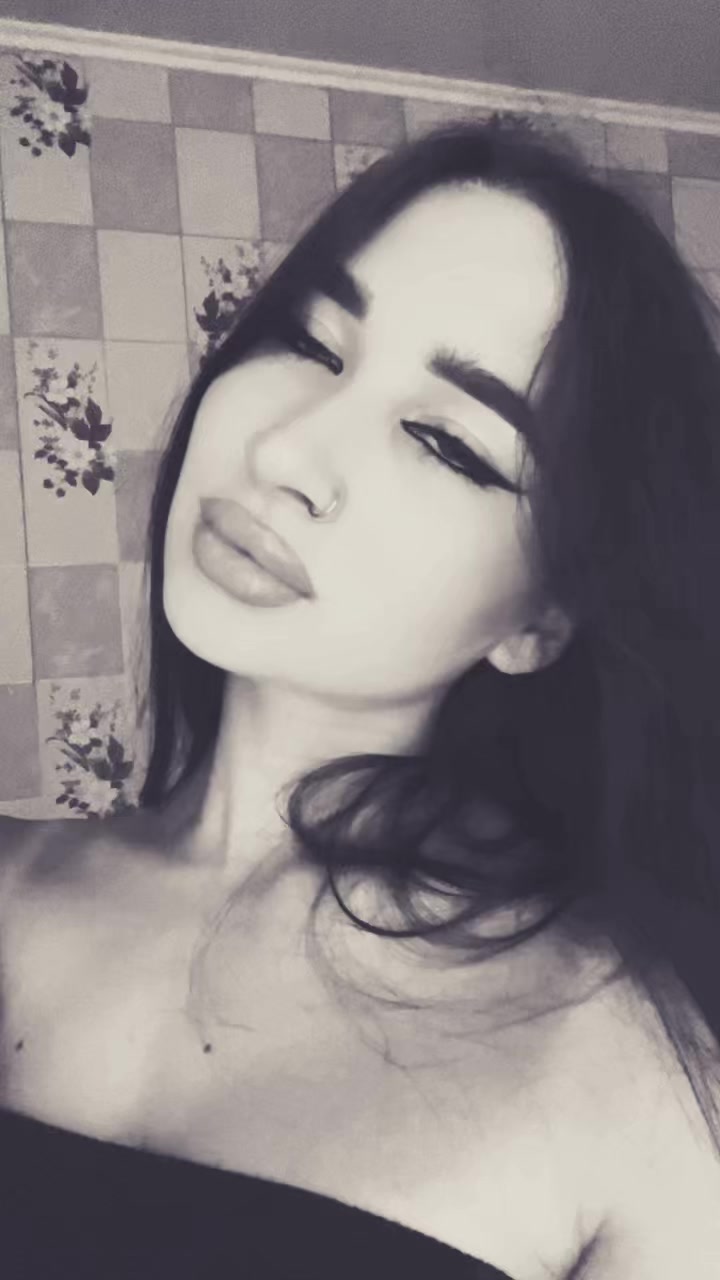 @валька