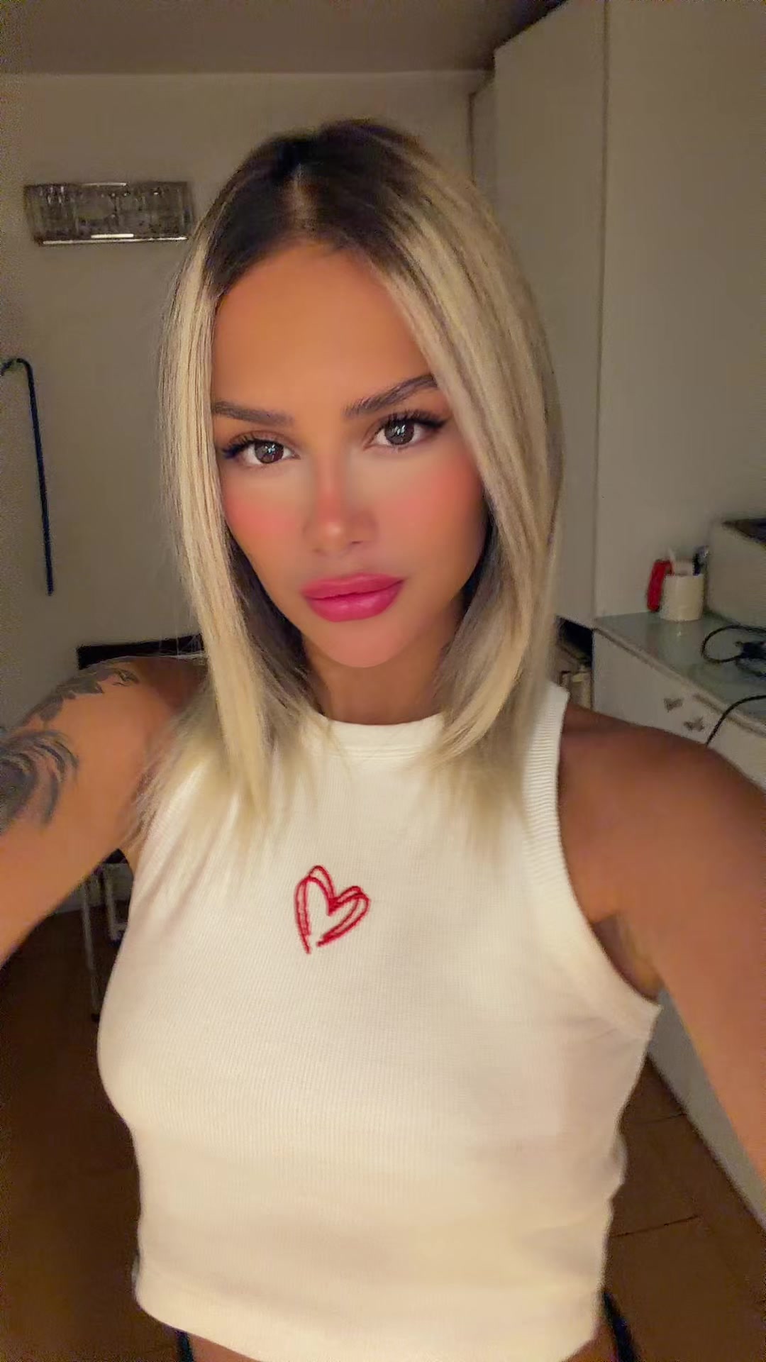 @Tina