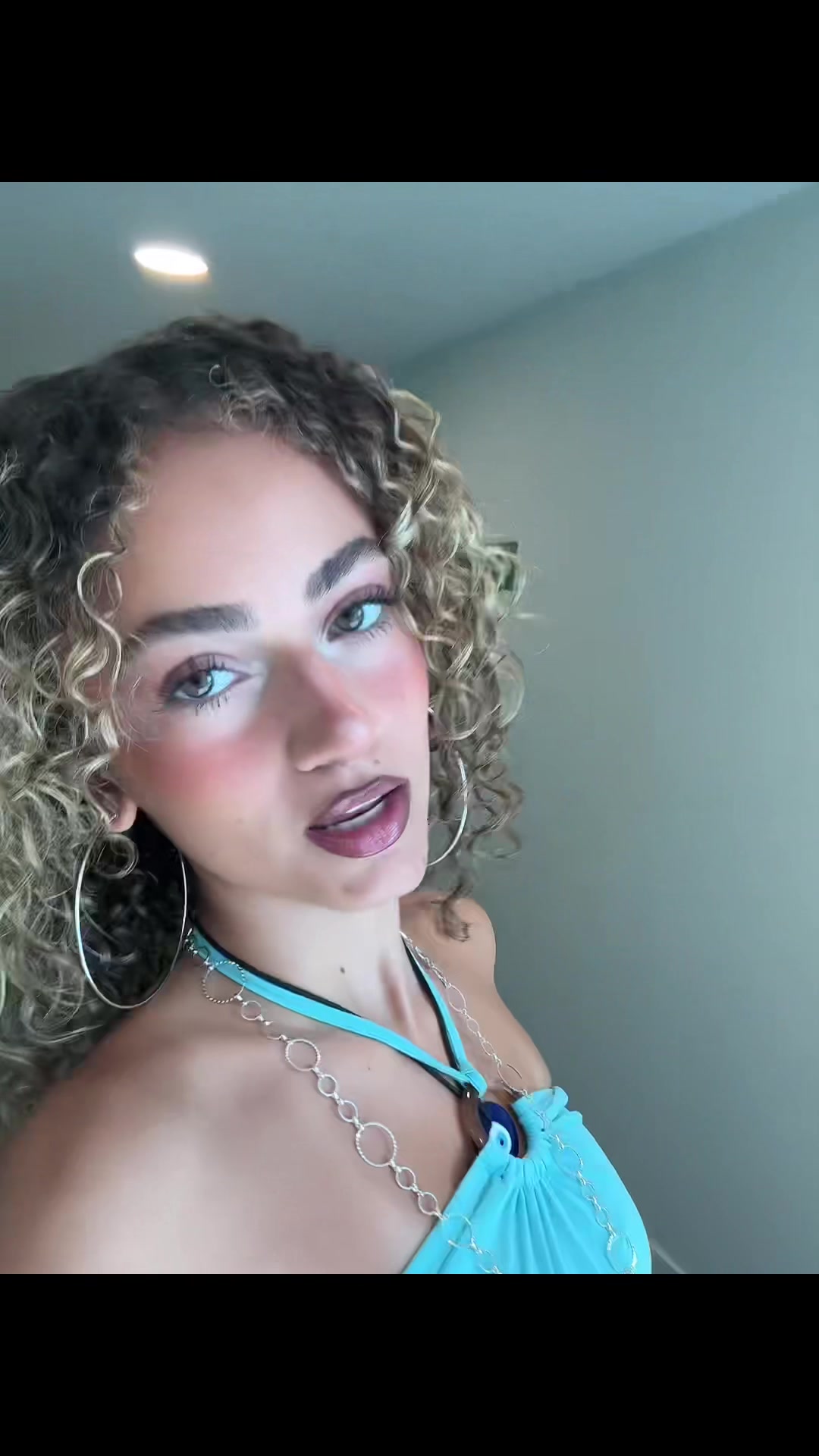 @تاليا