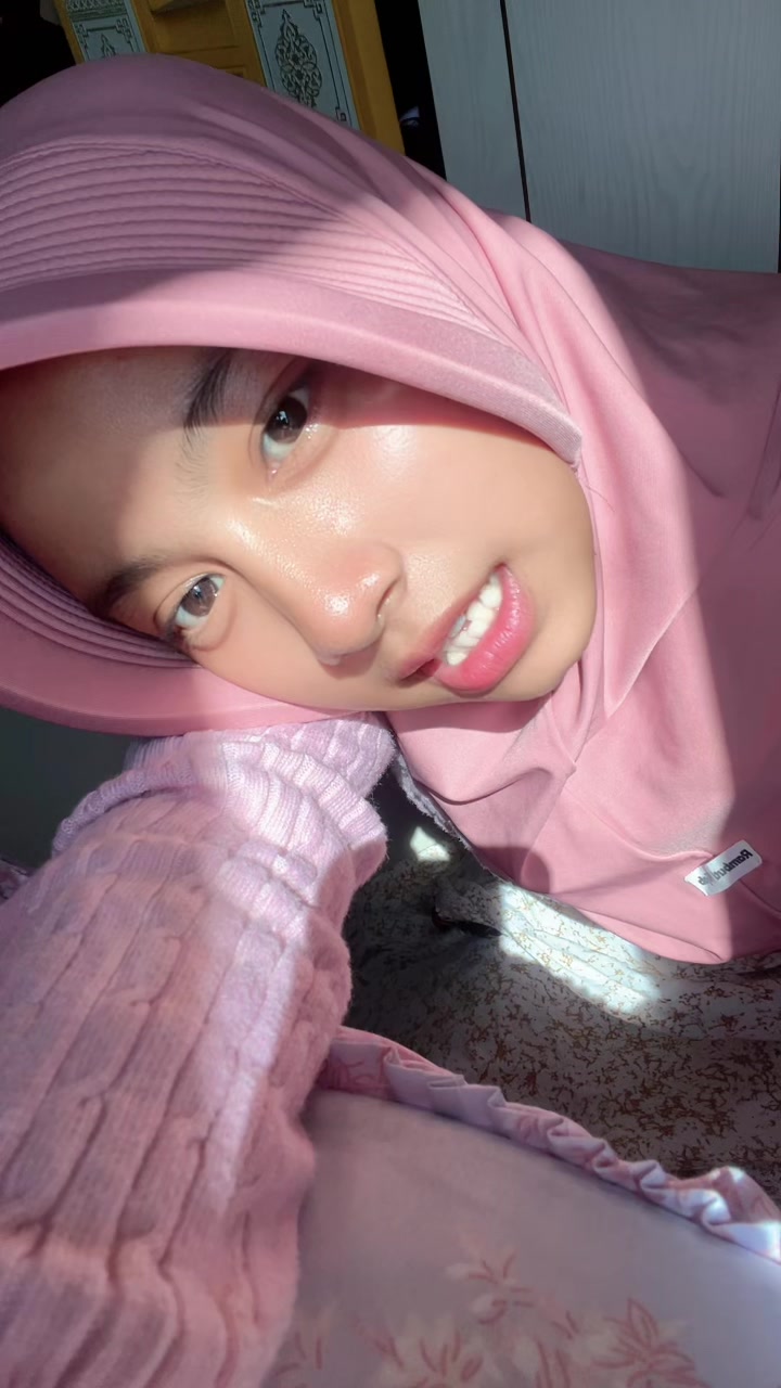 @strawbvrri🍓🍰