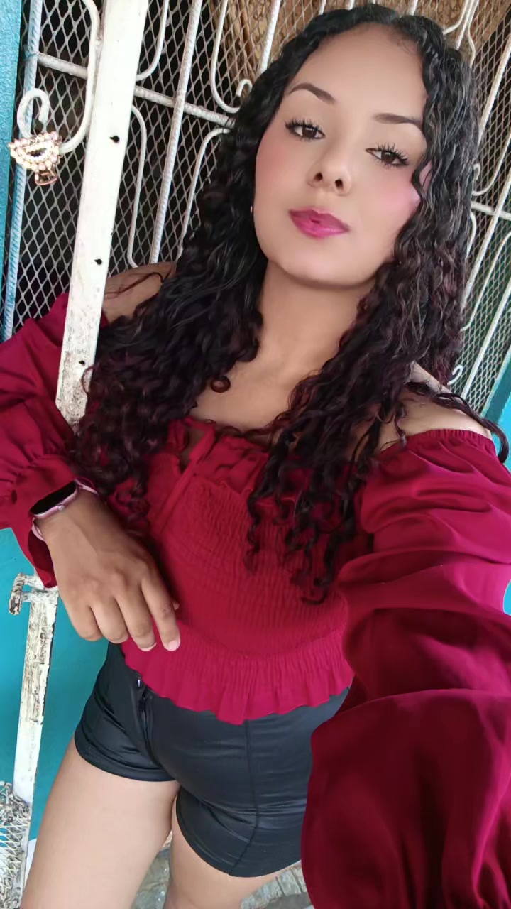 @Sophia🧚🏽♀️