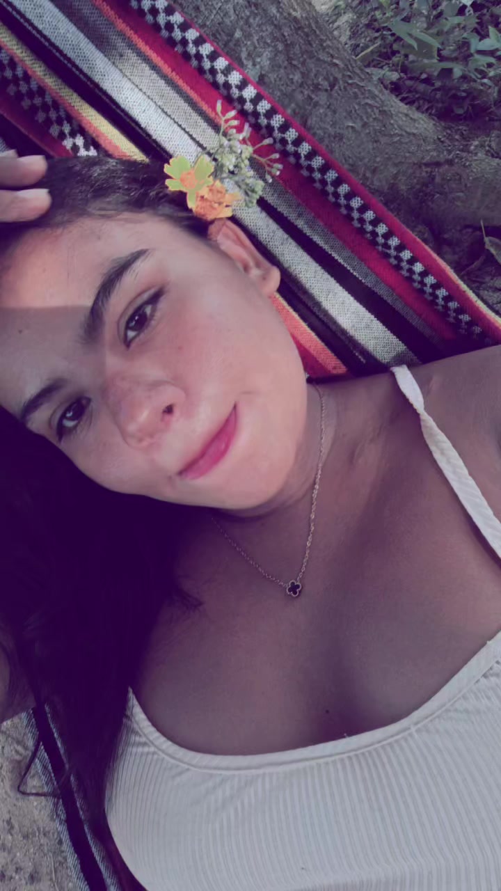 @Jimena 💜