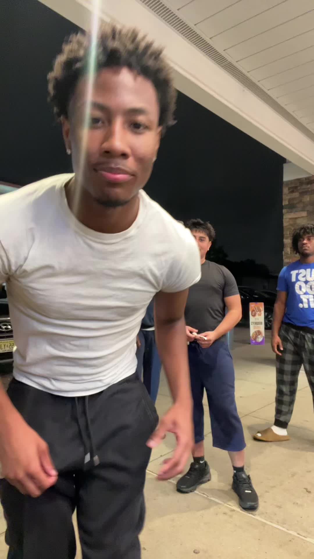 @NeeeEF