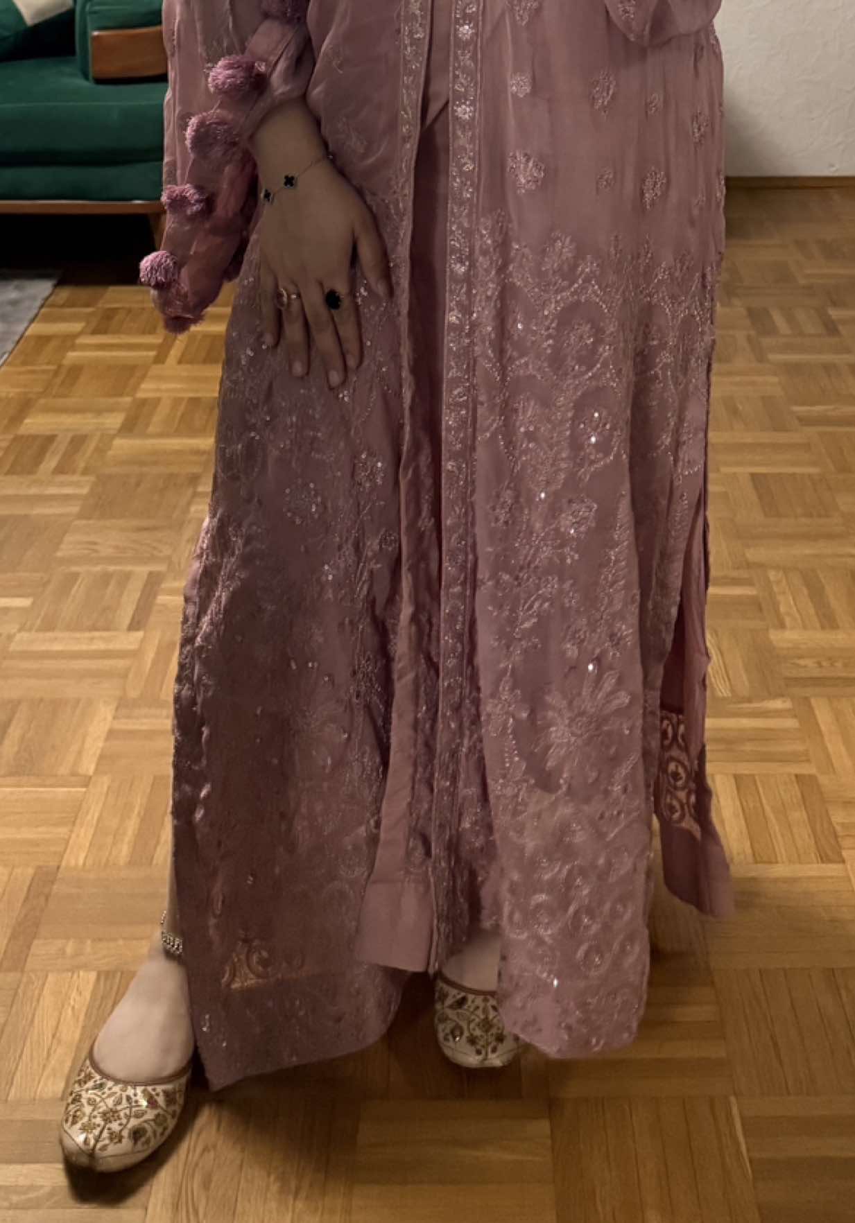@Aqsa Abbasi