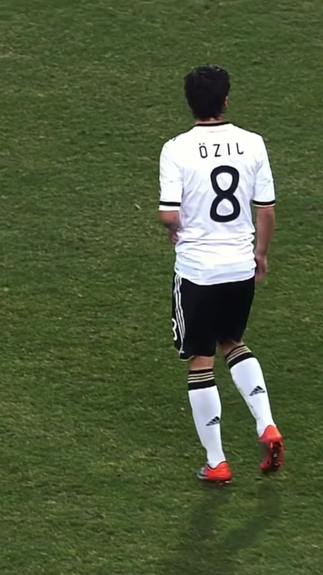 @OzilThings