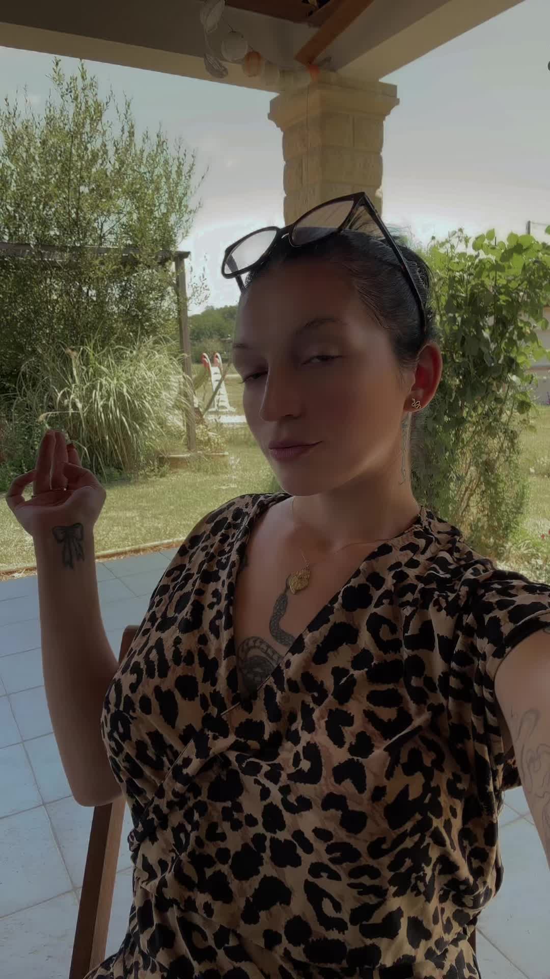@mae_leya