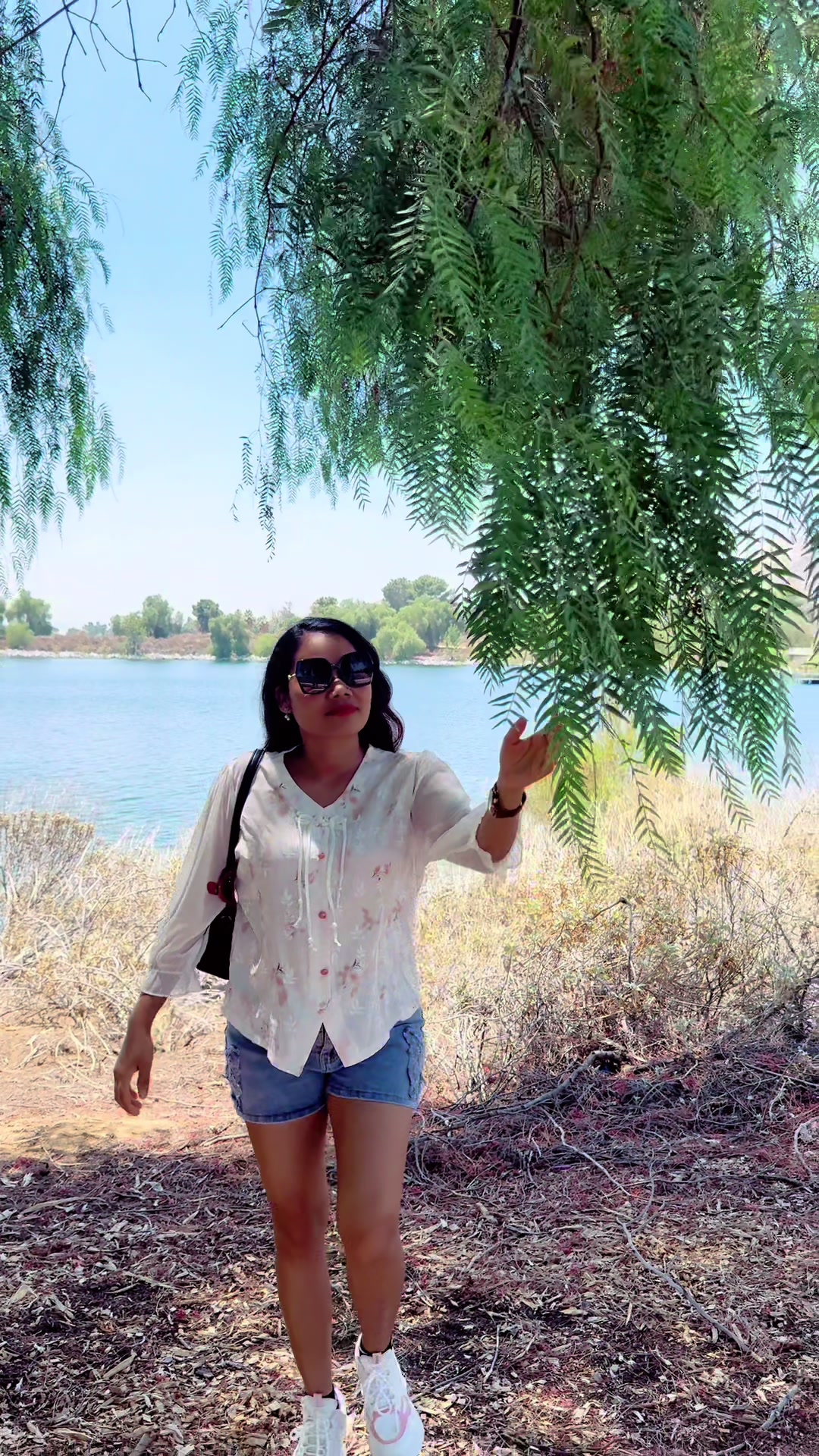 @Resham Chaudhary 🇳🇵🇺🇸 ✌️