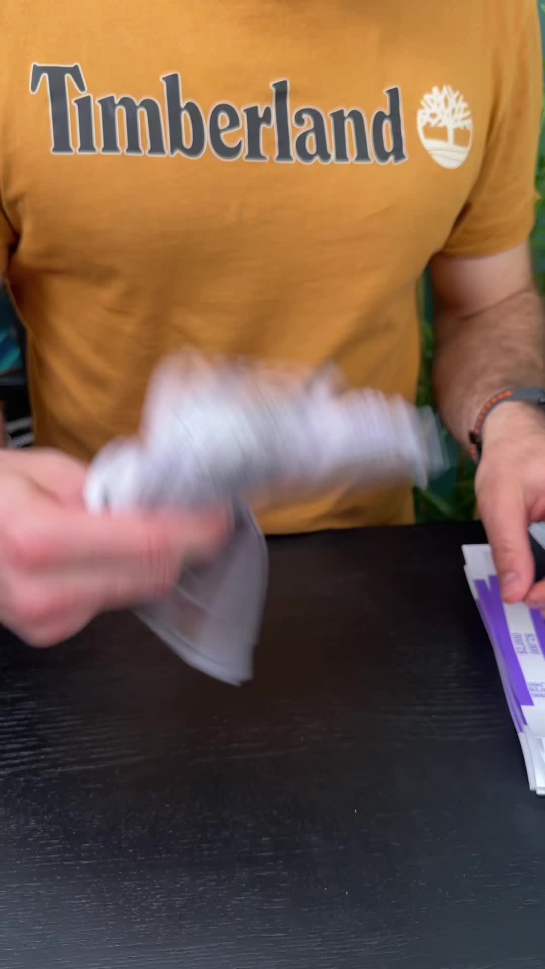 @queensell_games