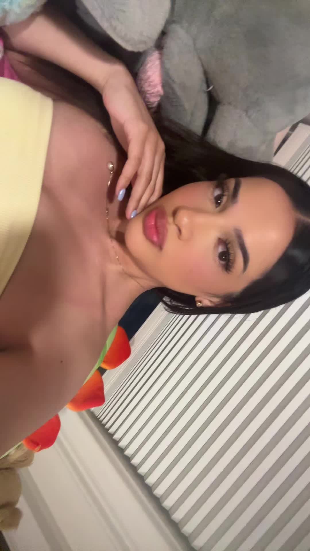 @Esthyy