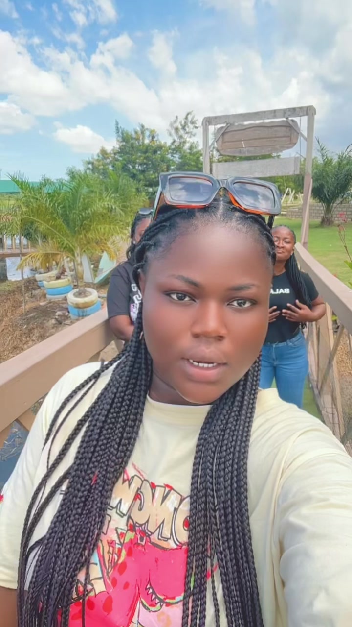 @Abena Serwaa🤑