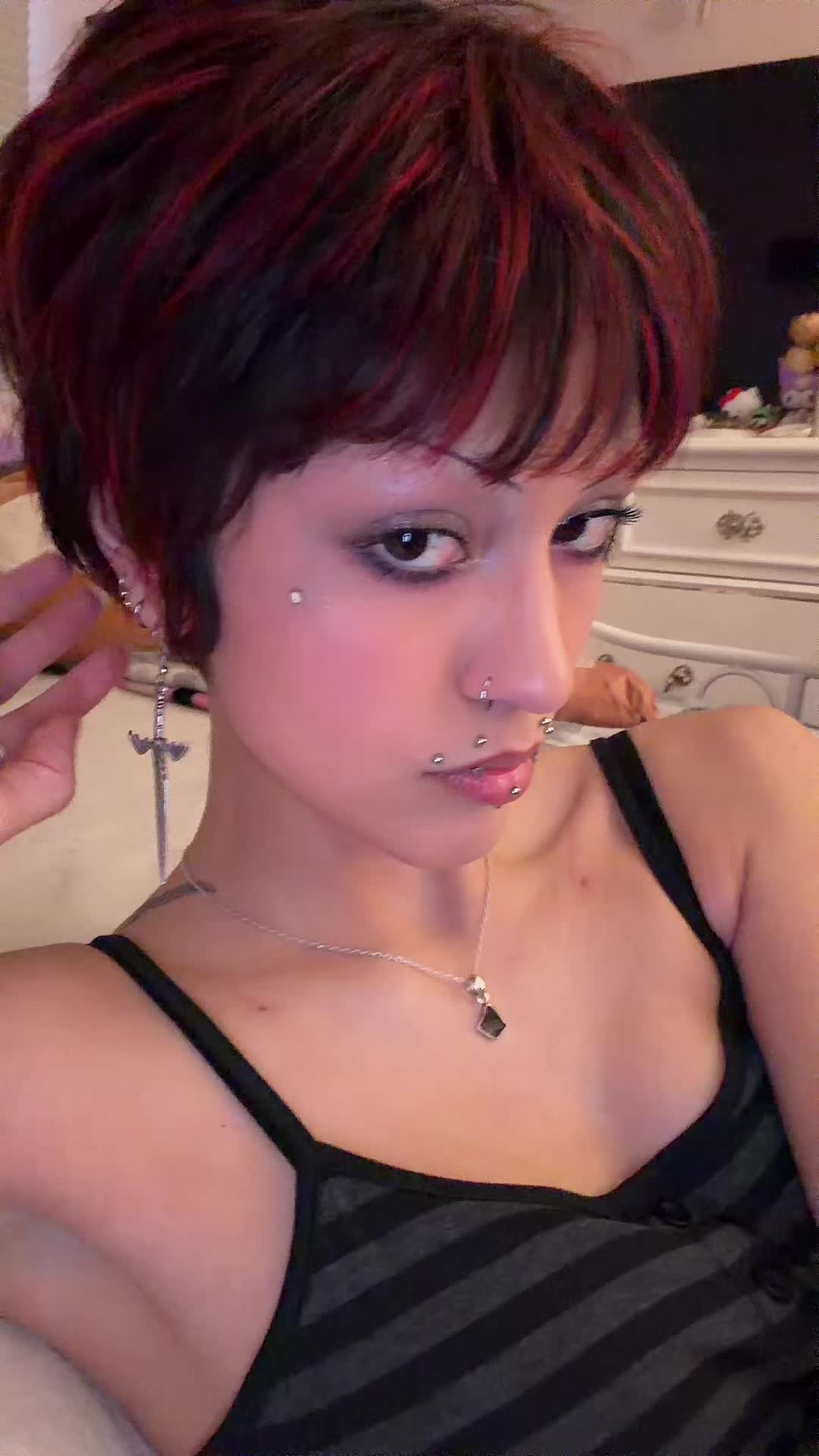 @m.