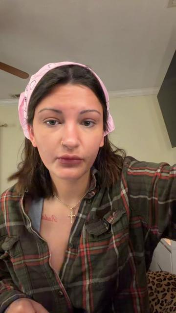 @lovely vic