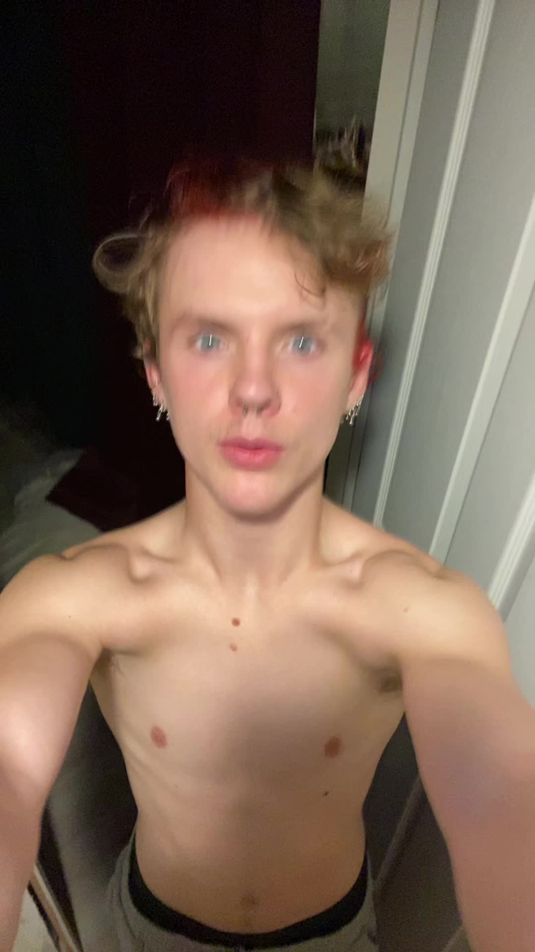 @Kanyunar ☮️