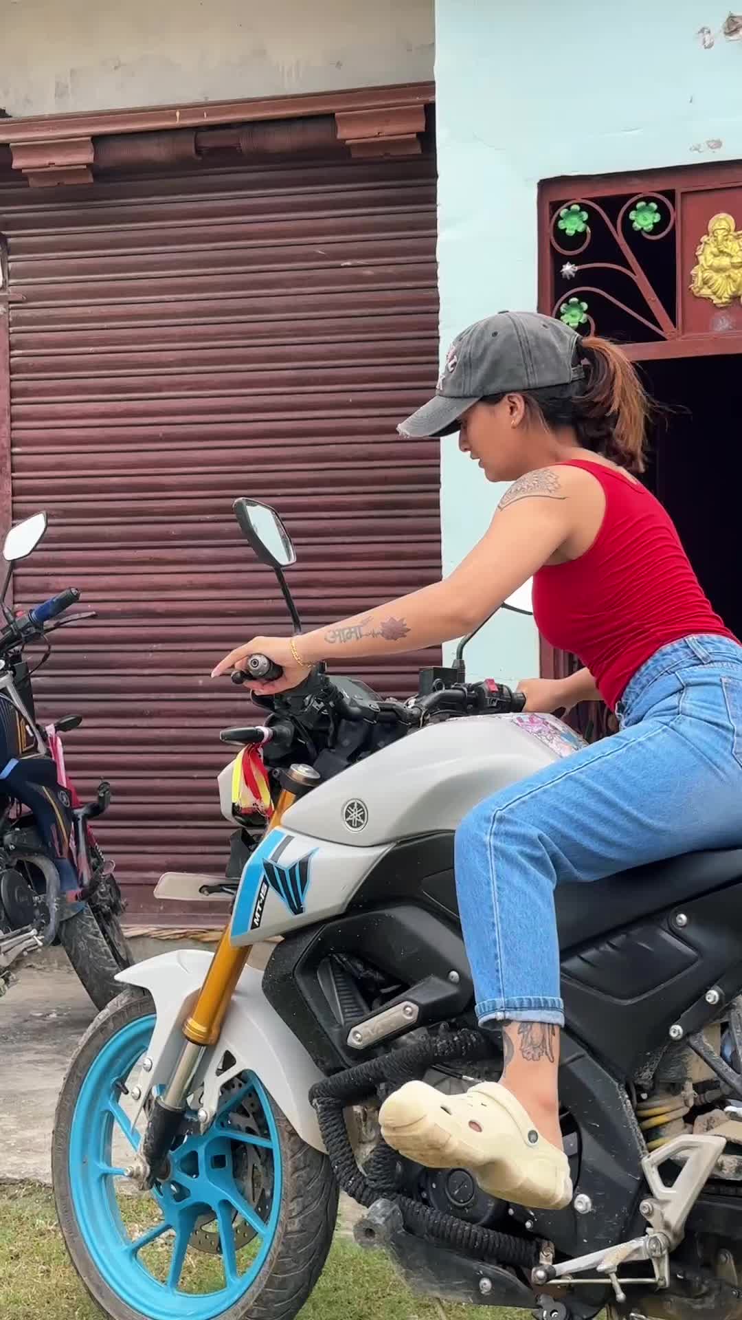 @Rc.rijal🌼🖤❤️