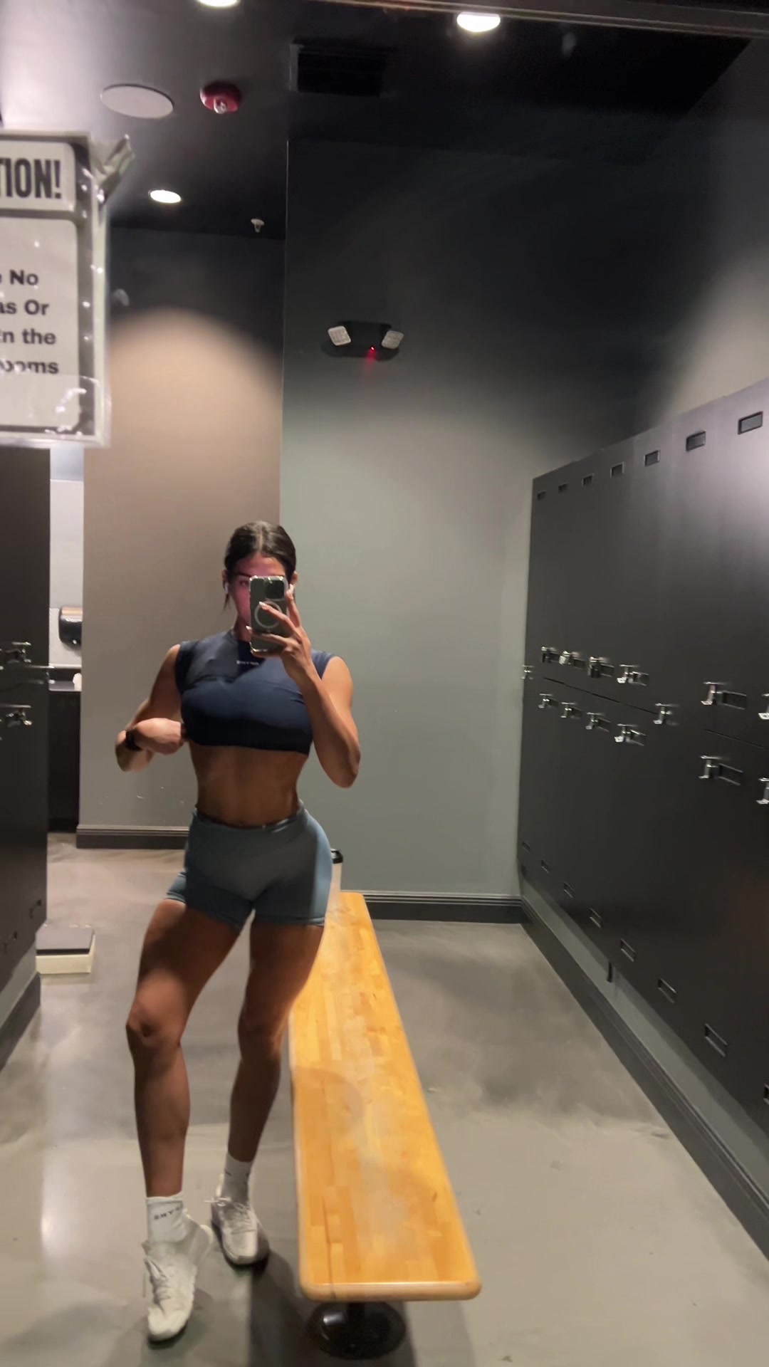 @zeynah🪽