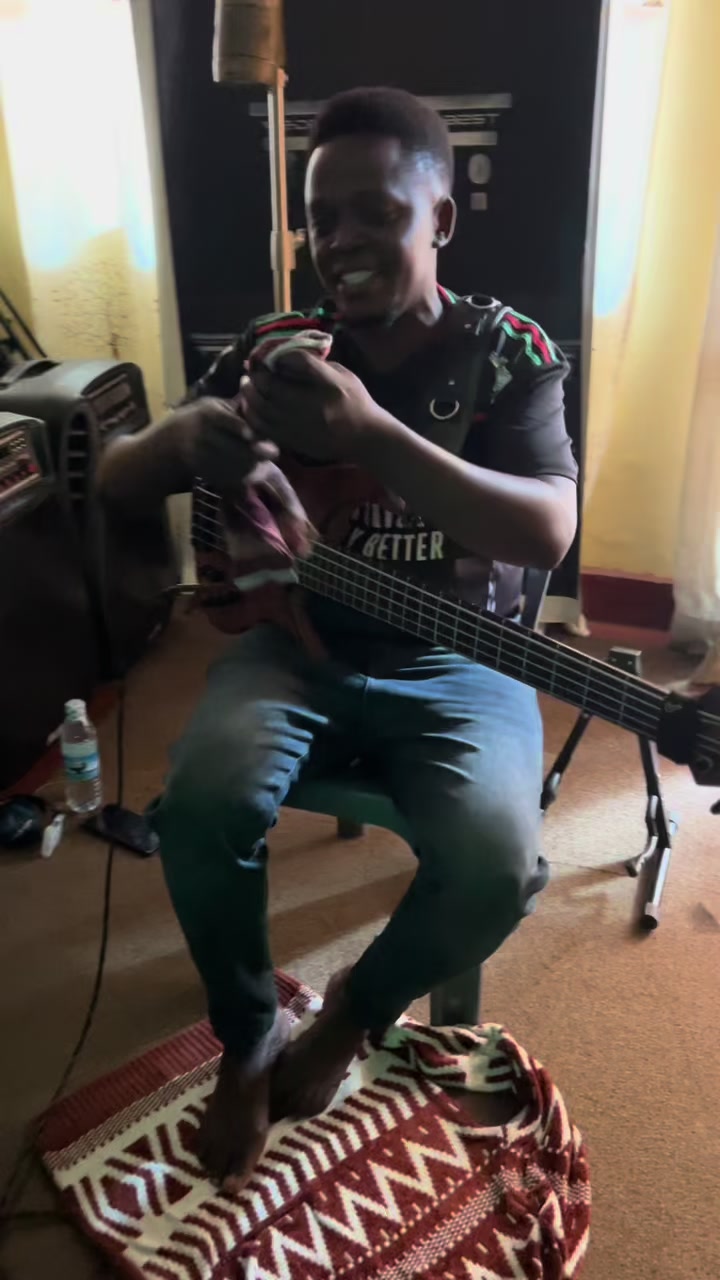 @Asiku Asiku