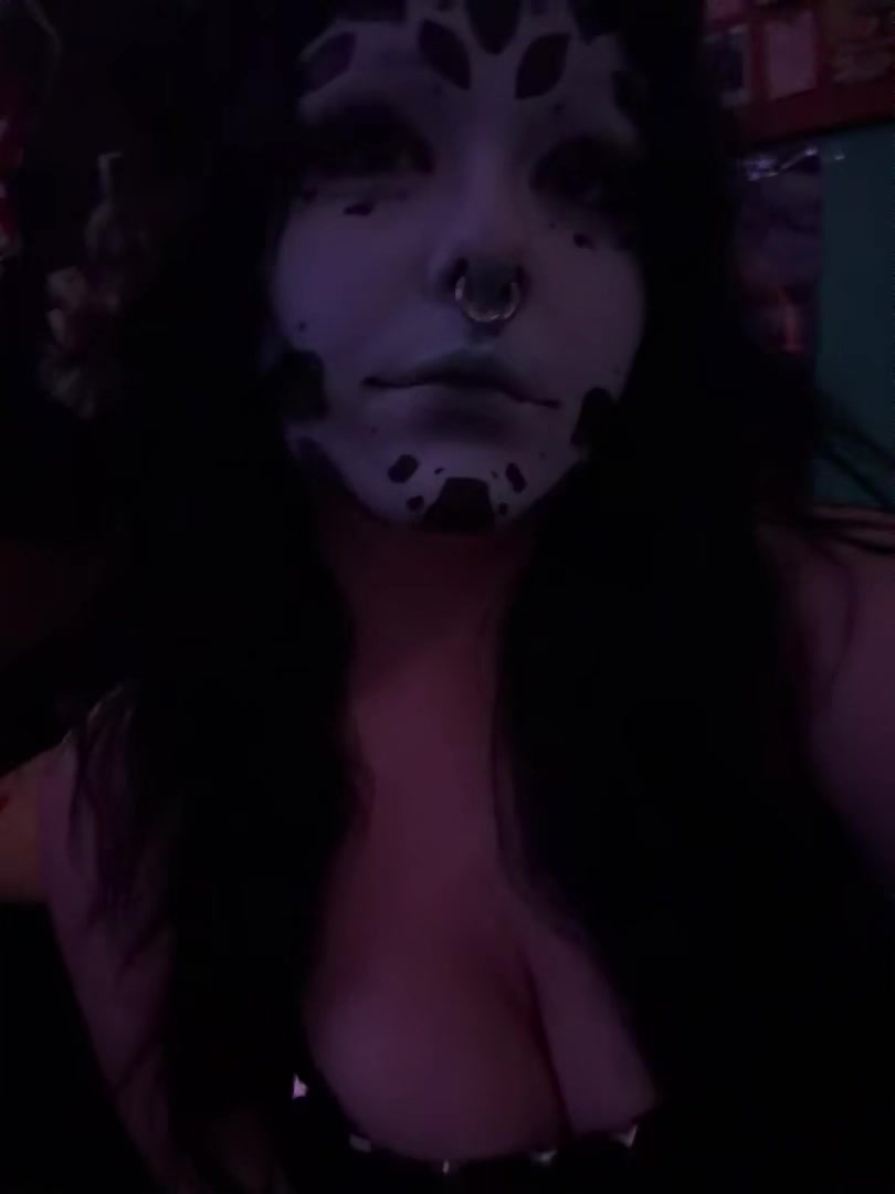 @⛧