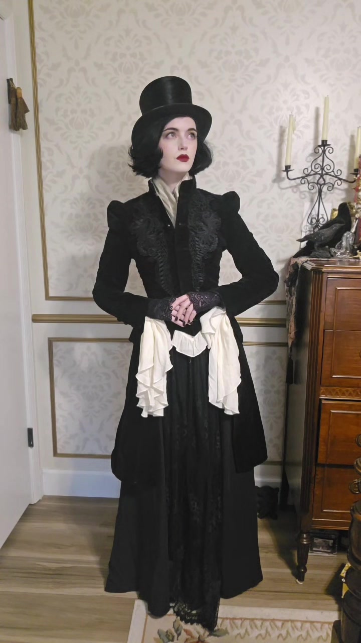 @maudlinoddity