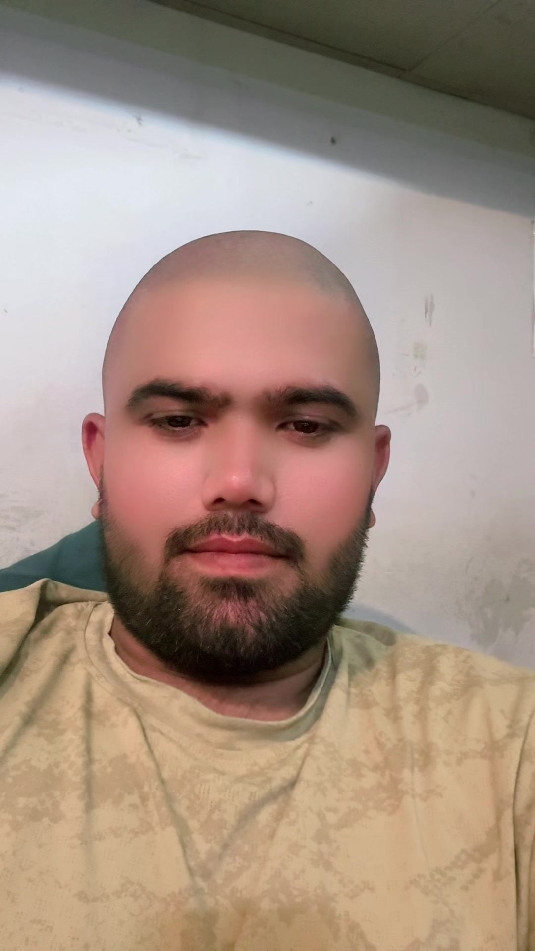 @adnanjango 💇12