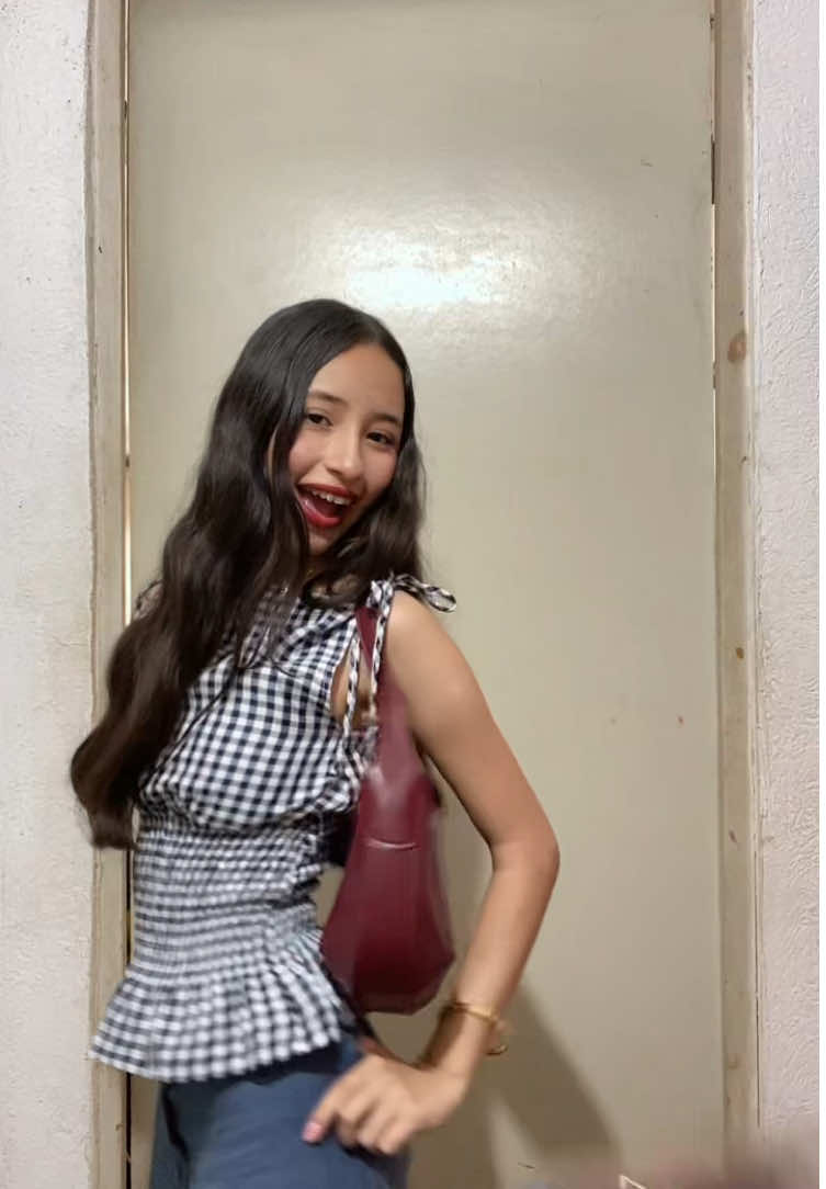 @𝜗𝜚 constanza! 🎀