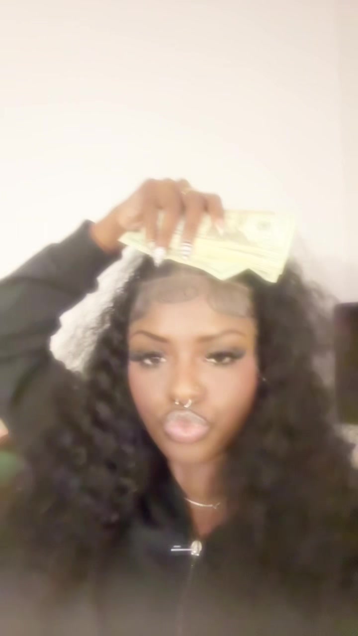 @kdolly003