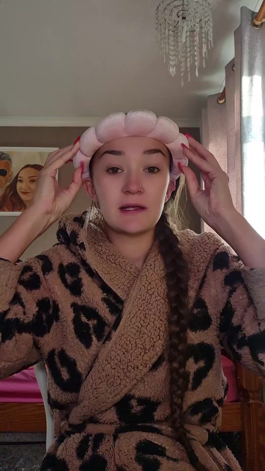 @Davina Dickson