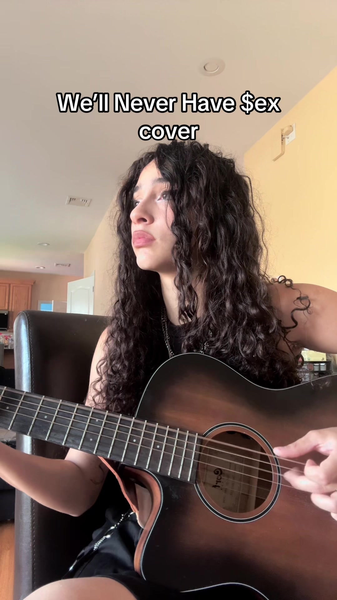 @zozolovesguitar