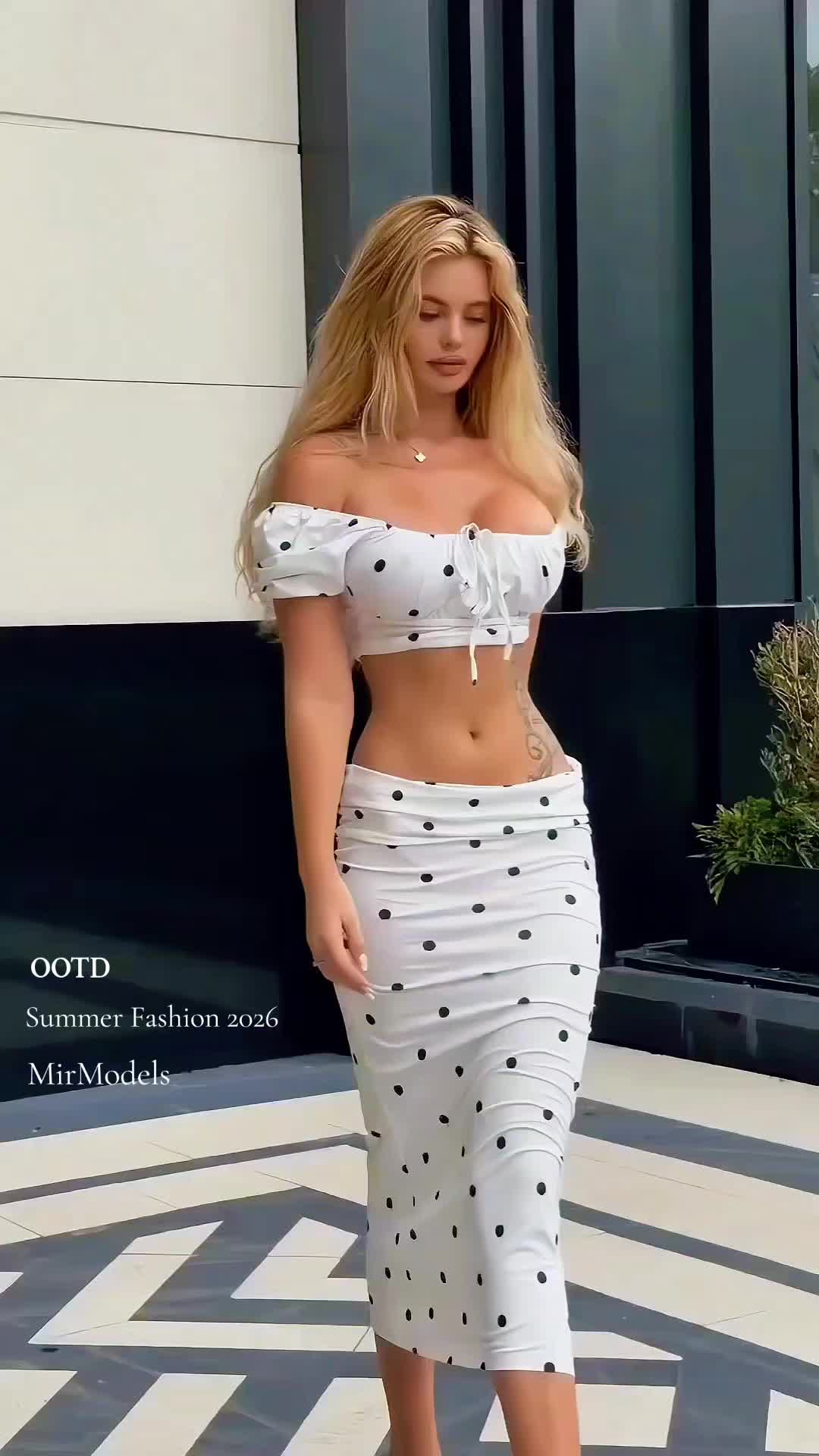 @Elle