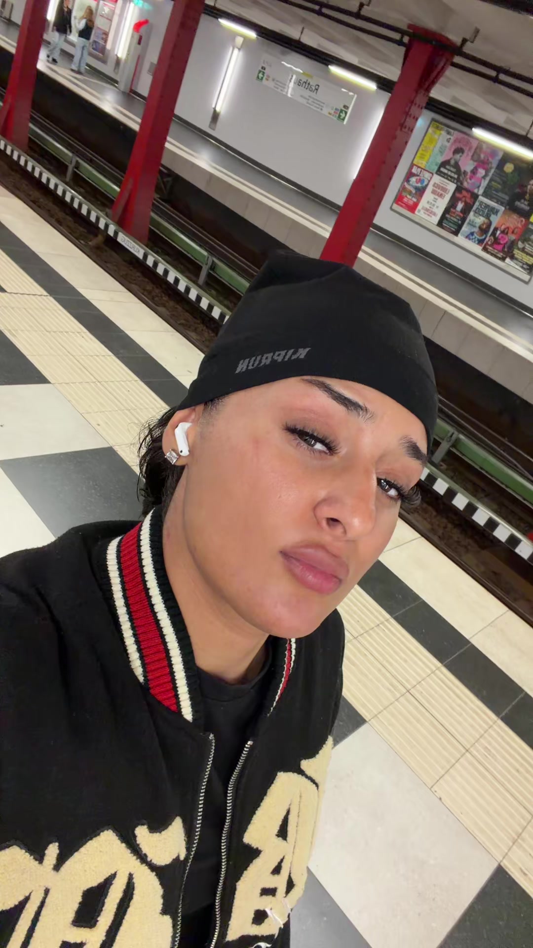 @𝓢𝓸𝓹𝓱𝓲𝓪🥂