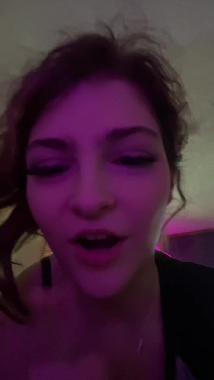 @itzangel1010