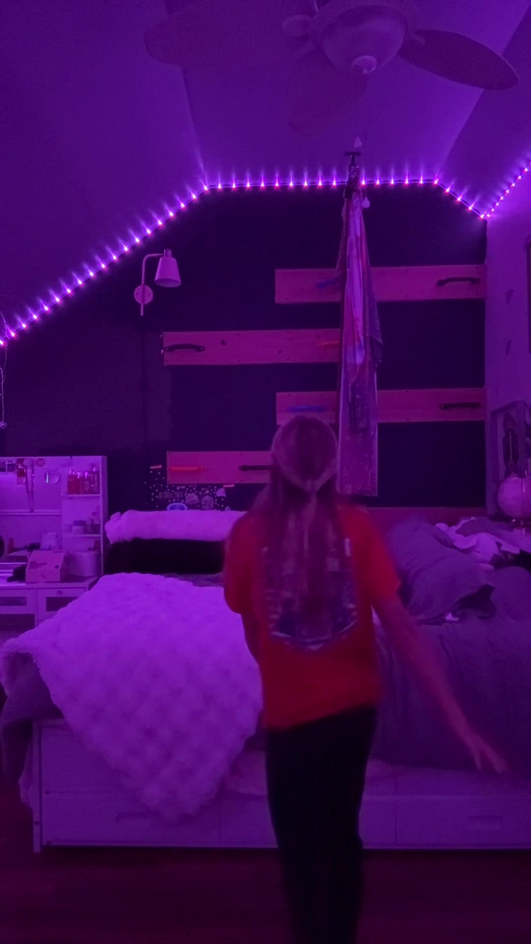 @Missbombastic