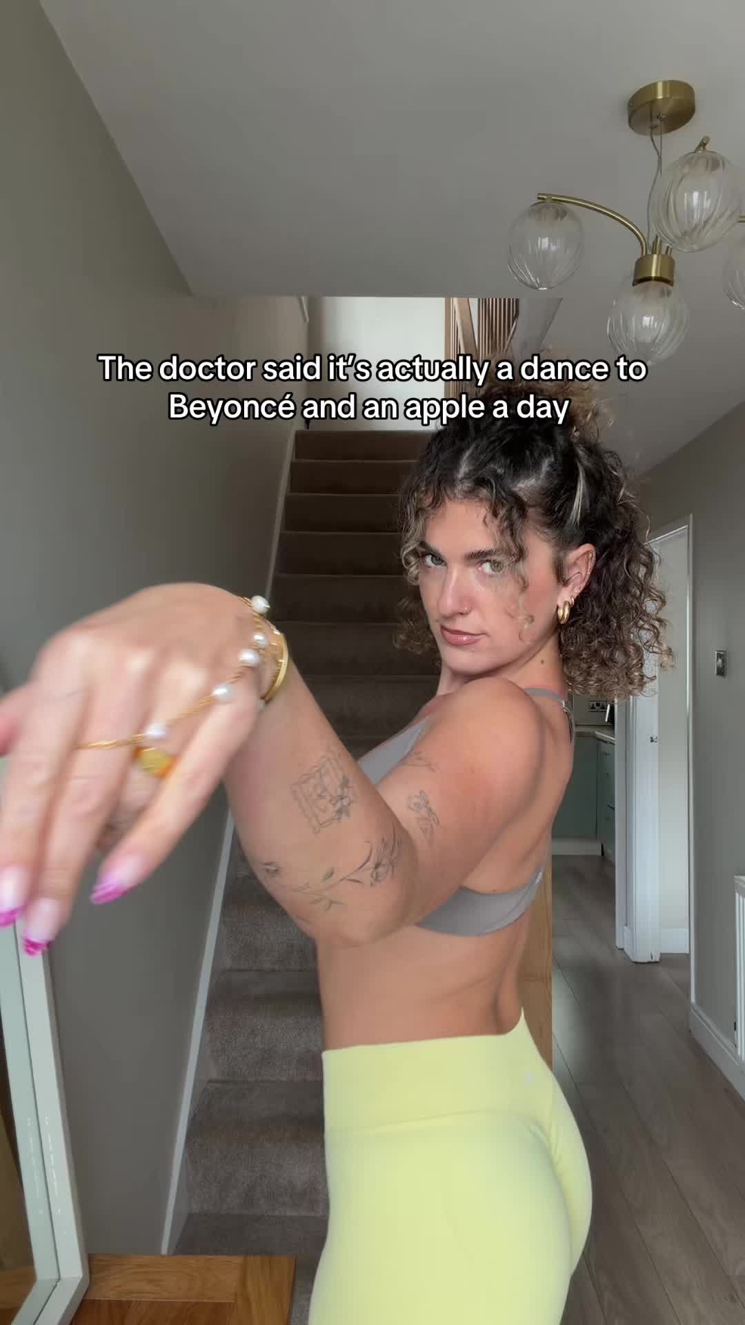 @elbuckles