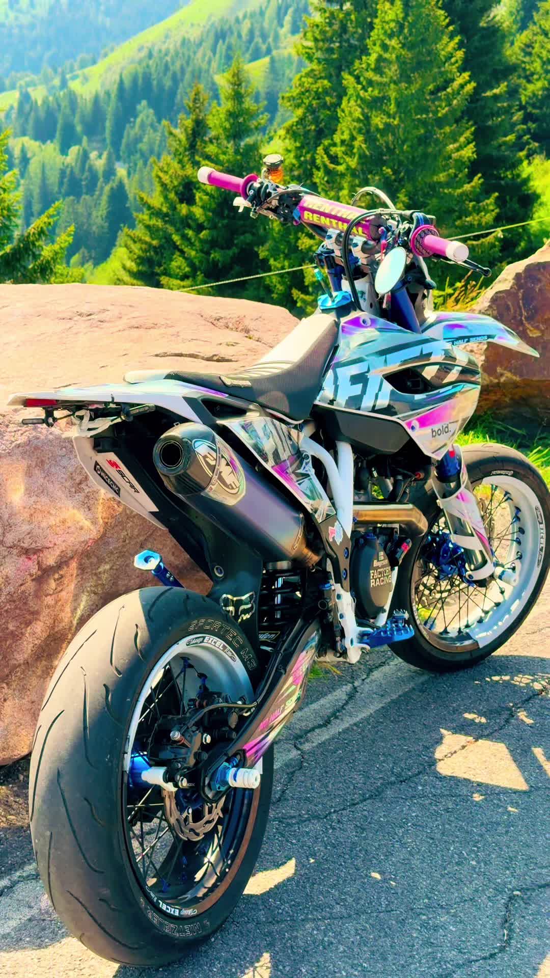 @Joni_moto