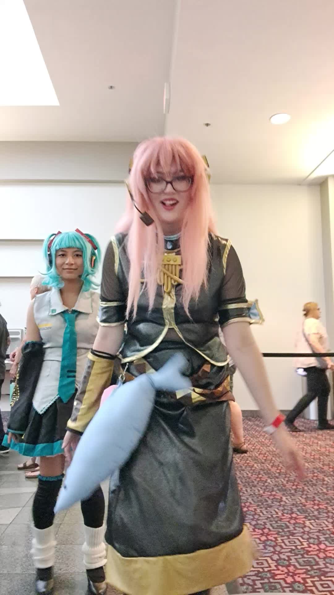 @★ 𝕁𝕠𝕖 ℂ𝕠𝕤𝕡𝕝𝕒𝕪𝕤 ★