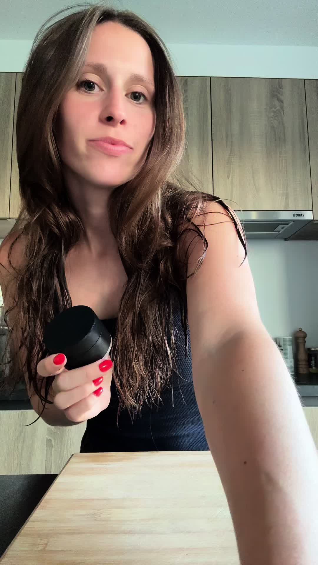 @lauratenteniez