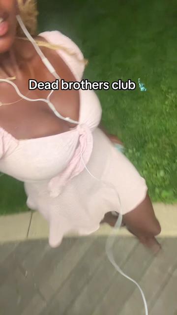 @Blackgirlcantcook