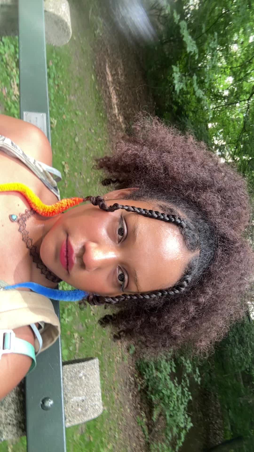 @Xoxoscrewyou (Pam)