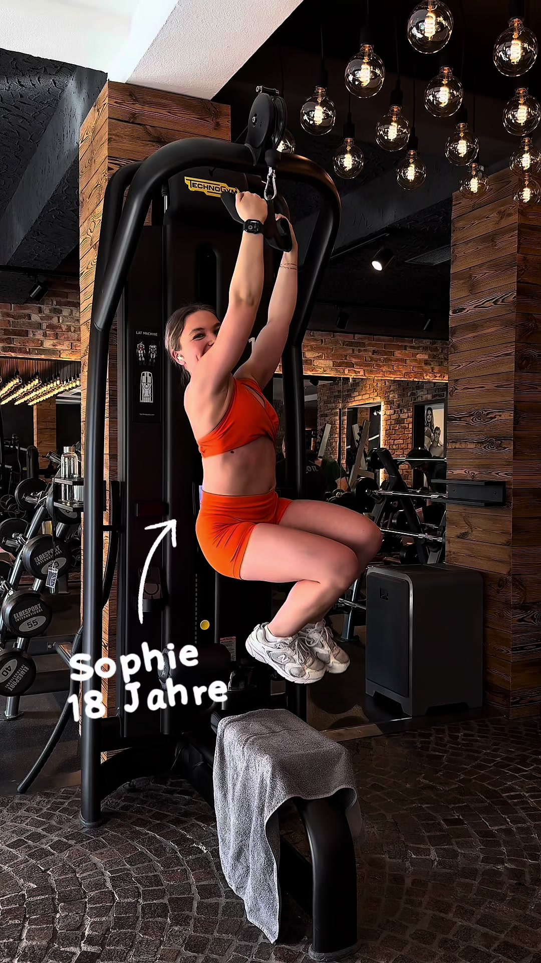 @Sophie  aka Tschimrat