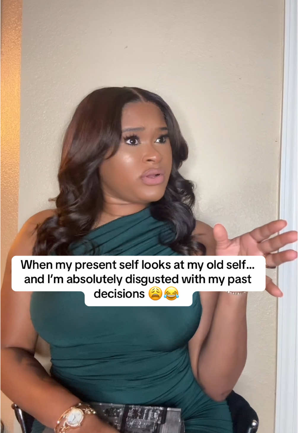 @DnicoleBeauty