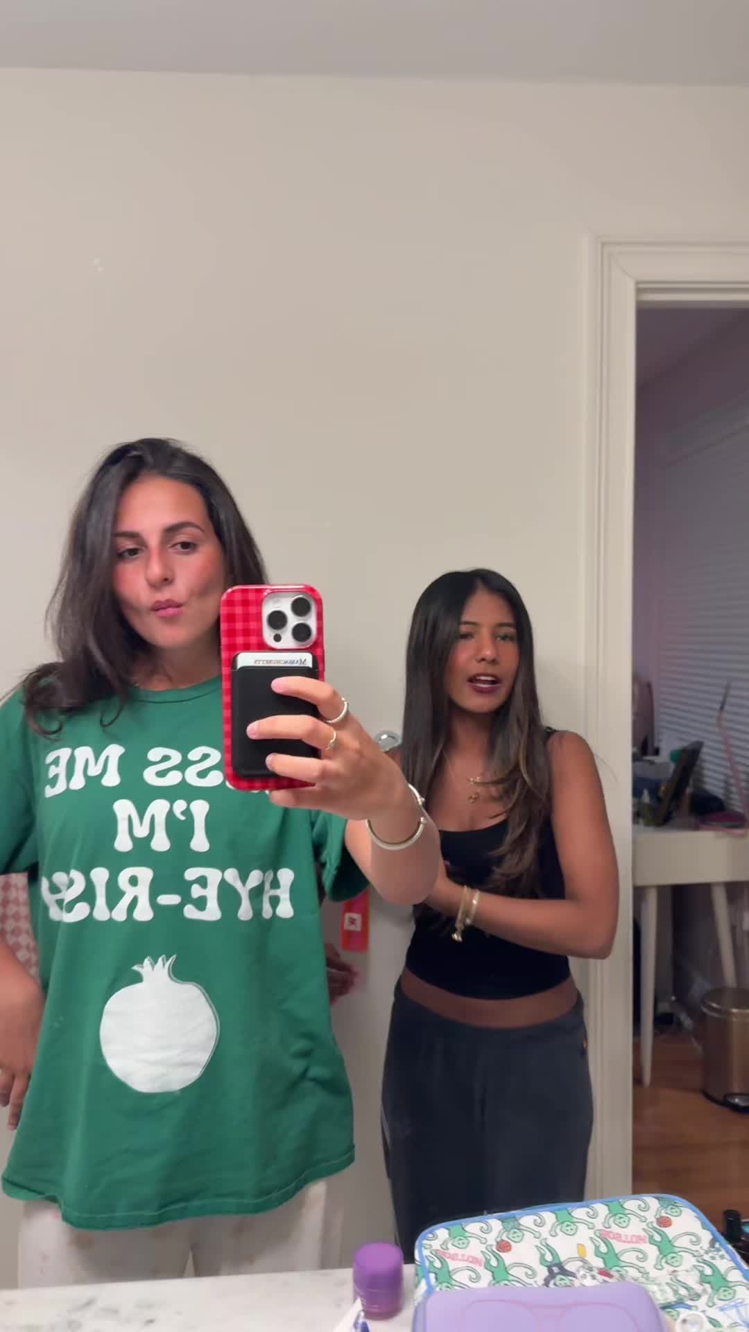 @ella?