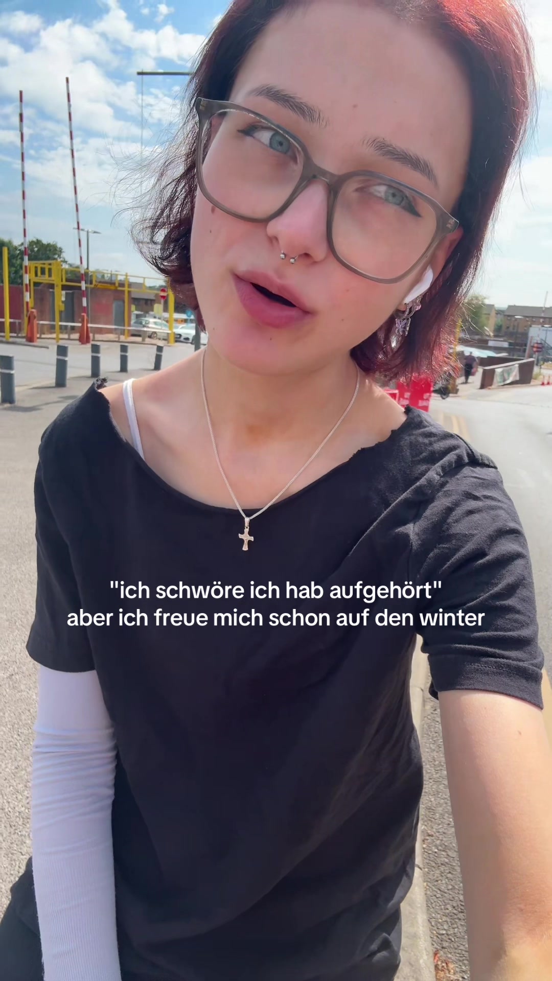 @￴