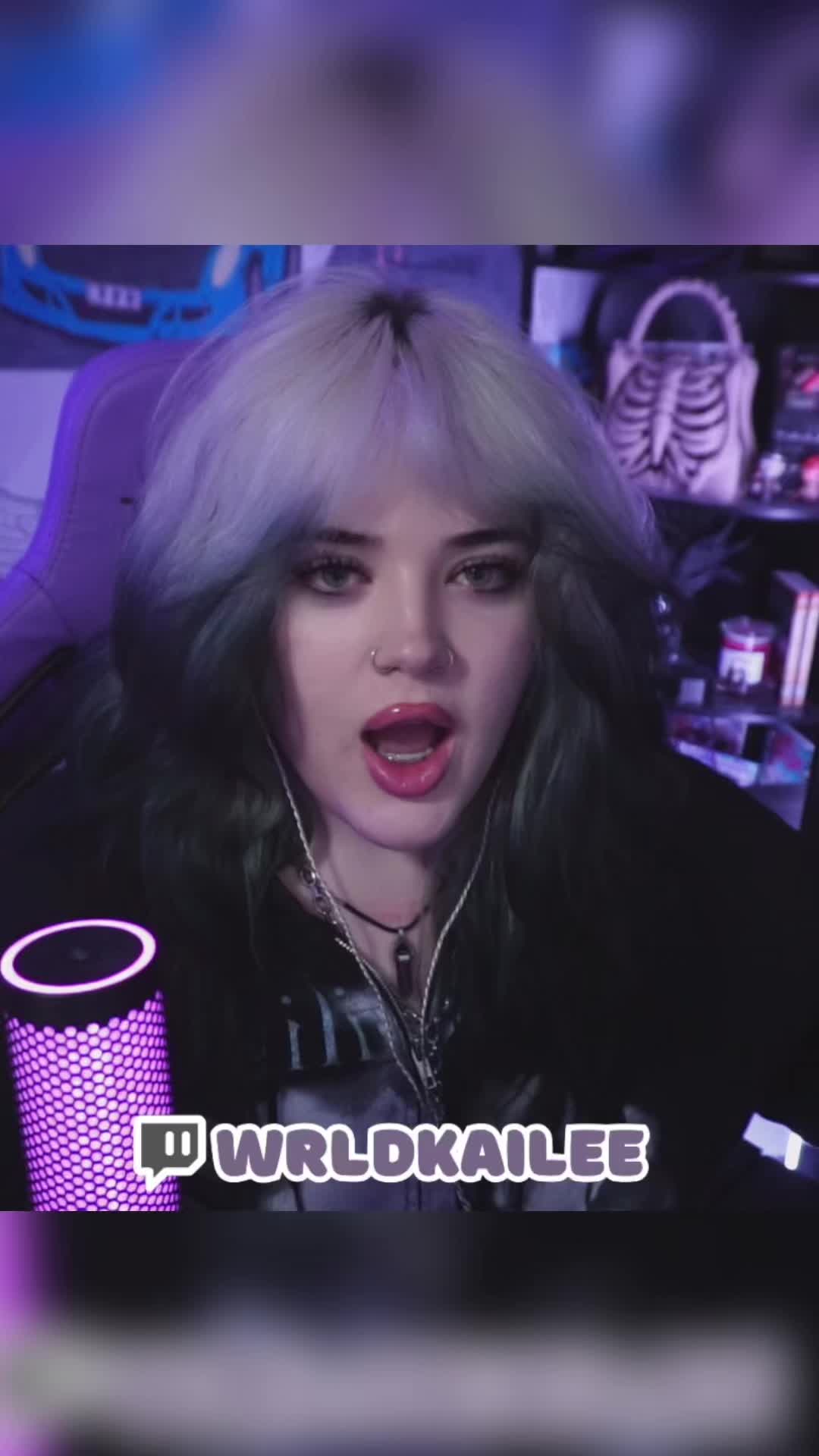 @wrldkailee on twitch‼️