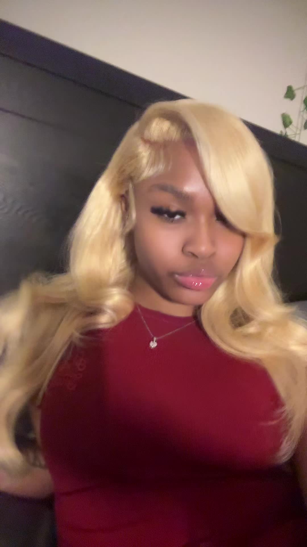 @zellie