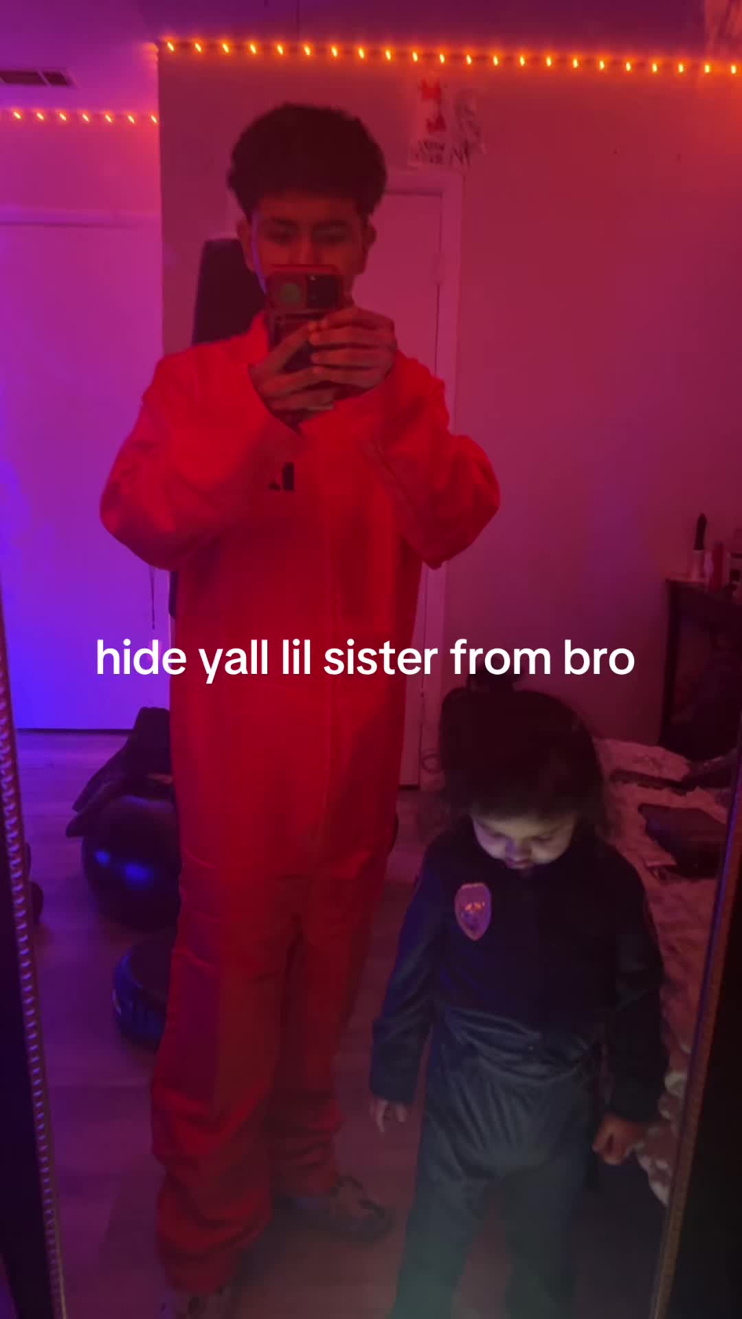 @👺