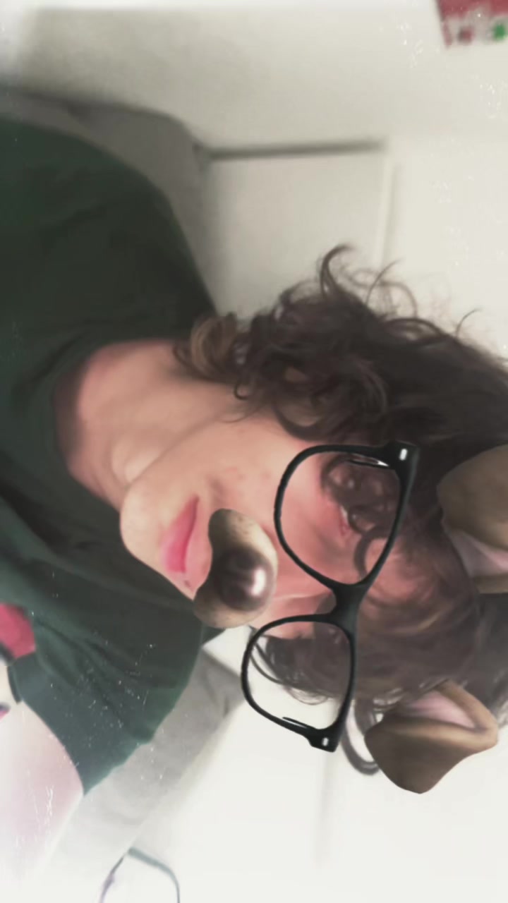 @Karlsruher Emo✌️🎧🕷️🚩