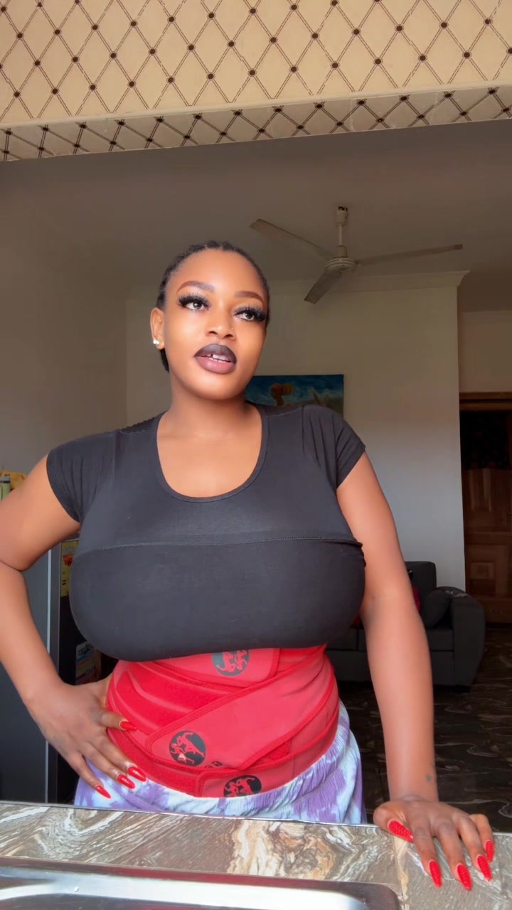 @🩵Bigbreast777🩵