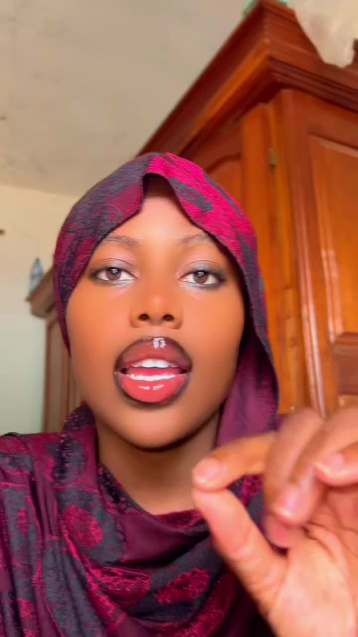 @Fille curieuse 🧐