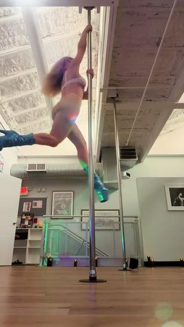 @MsJaymeWest